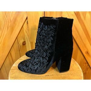 Jessica Simpson Wovella Black Velvet Embroidered Heeled Ankle Boots Booties Sz 7